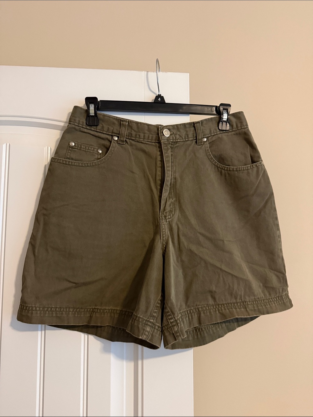 Olive Green Women’s Shorts Sz 8 100% Cotton